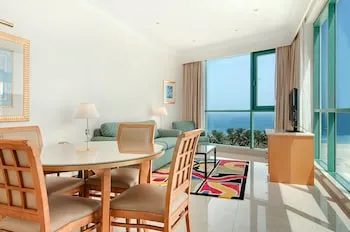 Hilton Dubai Jumeirah