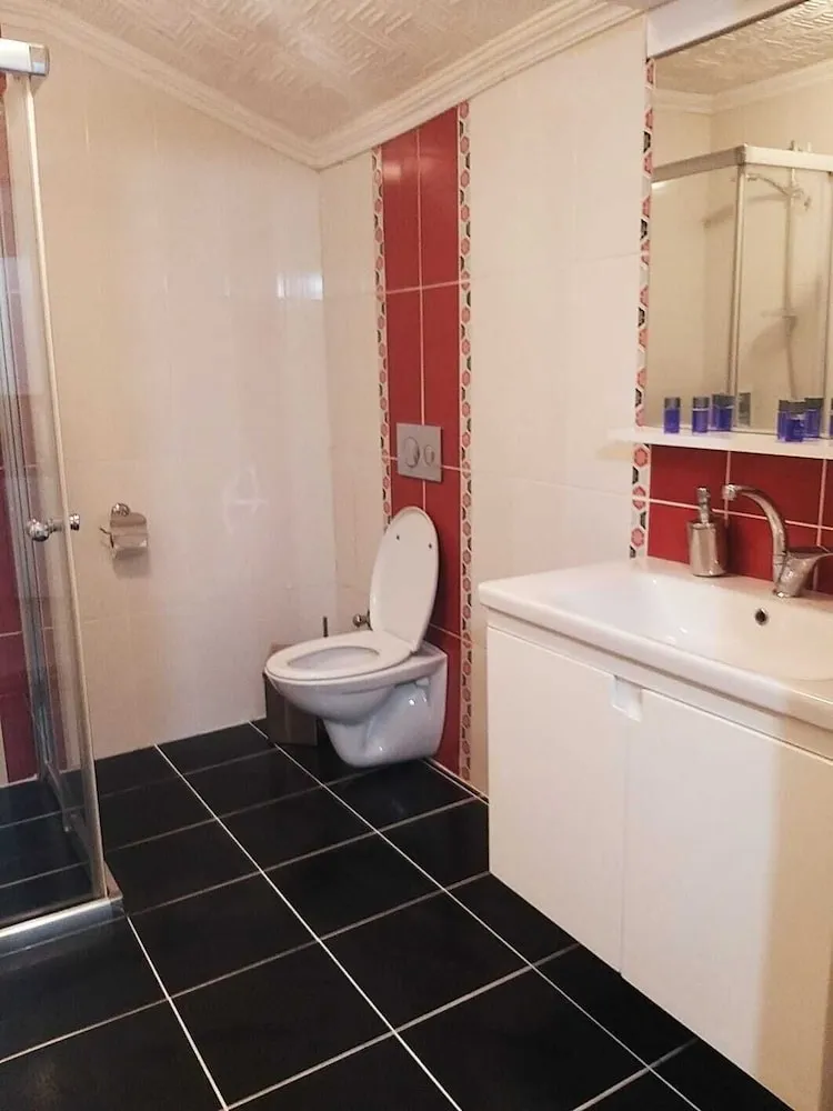 Deluxe Stüdyo Süit, Balkon, Bahçe Manzaralı