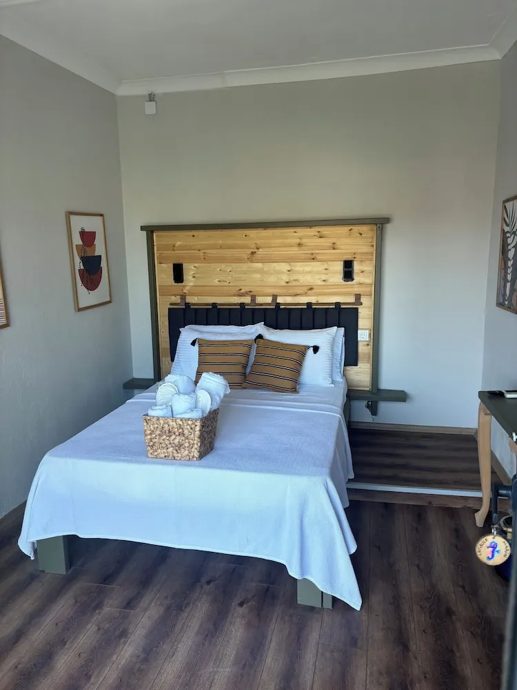 Deluxe Tek Büyük Yataklı Oda, Deniz Manzaralı
