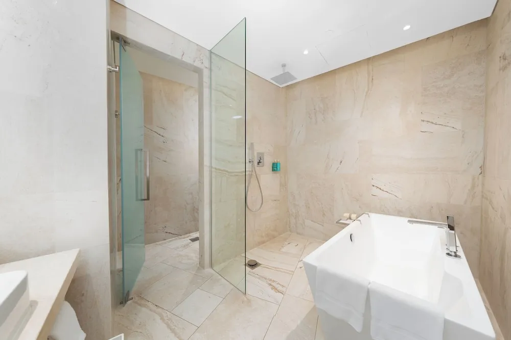 1 BED | Sky Villa w/Pool