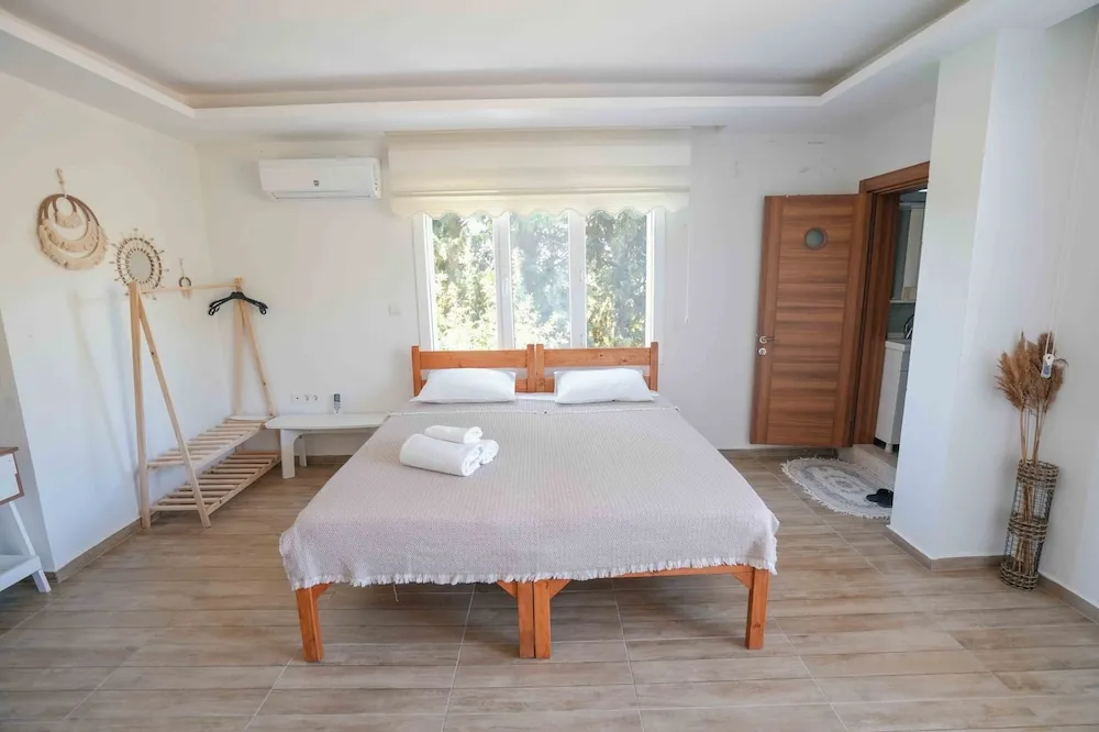 Classic Tek Büyük Yataklı Oda, Balkon, Dağ Manzaralı