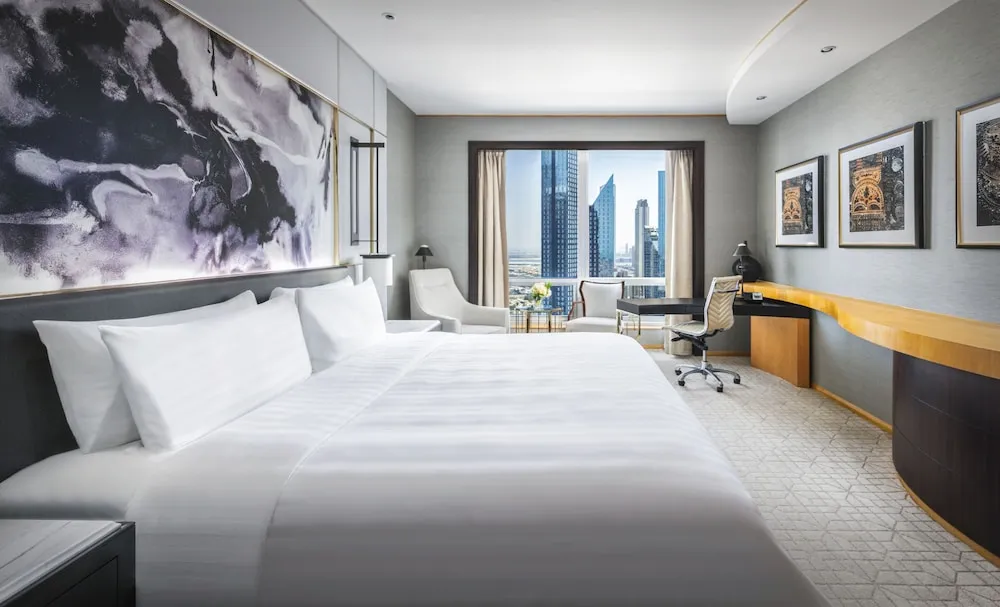 Deluxe Room, 1 King Bed, Burj View