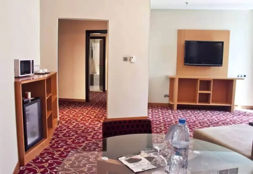 Royal Executive Suite