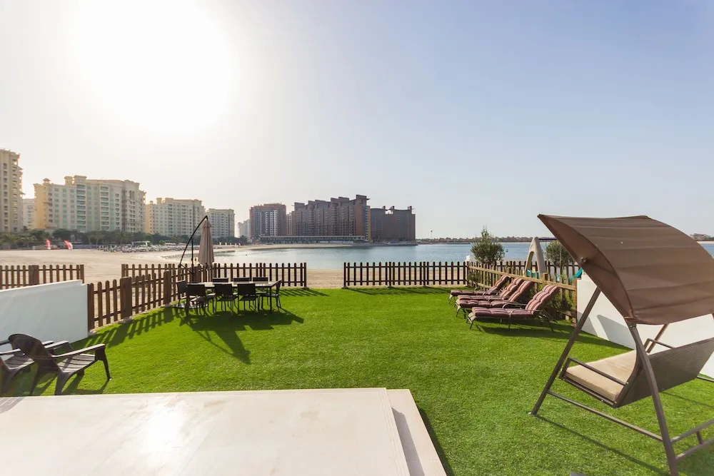 Deluxe Villa, 6 Yatak Odası, Plaj Manzaralı, Denize Sıfır (West- Villa 17)