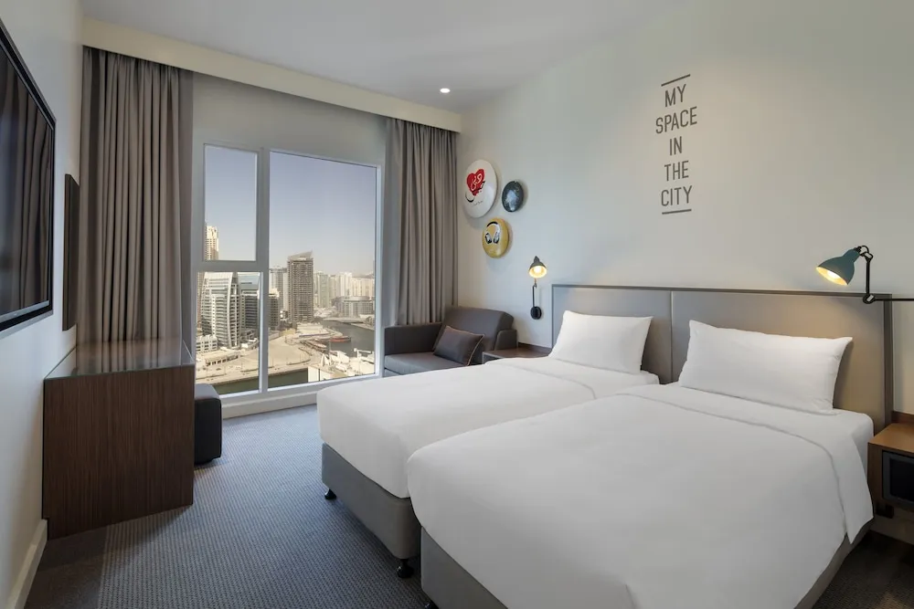 Rover Room - Free Shuttle Bus To The Beach & Mall