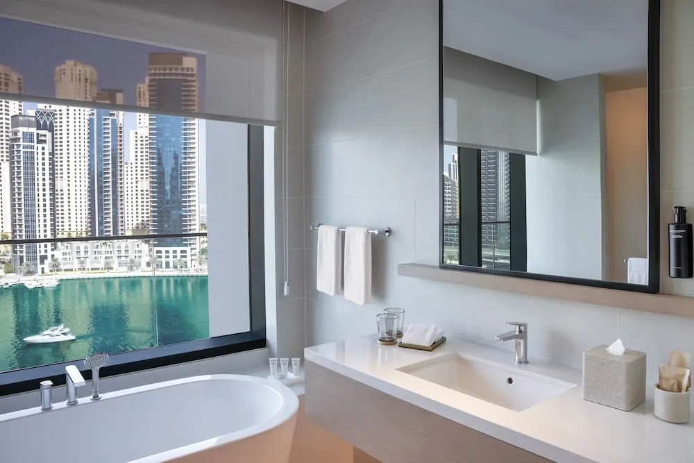 Deluxe Süit, Marina Manzaralı