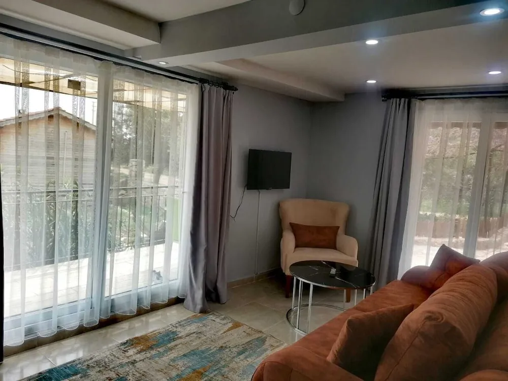 Comfort Dört Kişilik Oda, Balkon, Bahçe Manzaralı