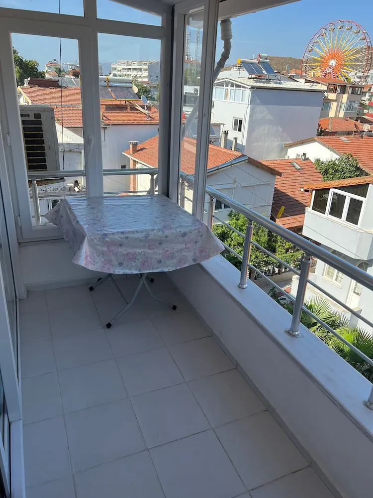 Standard Üç Kişilik Oda, Balkon