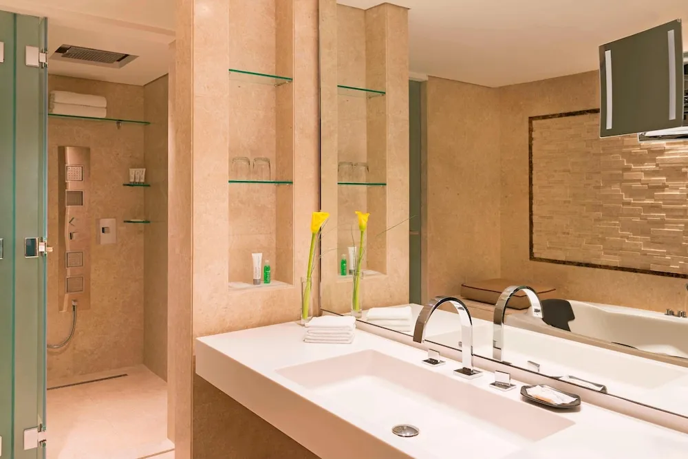 Royal Oda, 1 Çift Kişilik Yatak, Sigara İçilmez