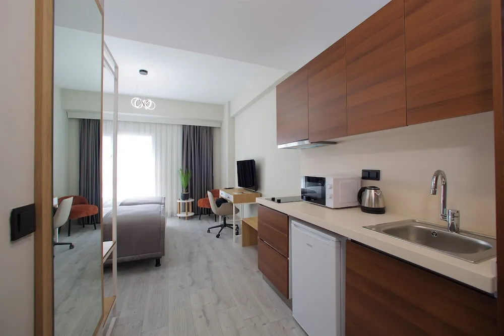 Standard Oda, 2 Tek Kişilik Yatak, Sigara İçilmez, Küçük Mutfak