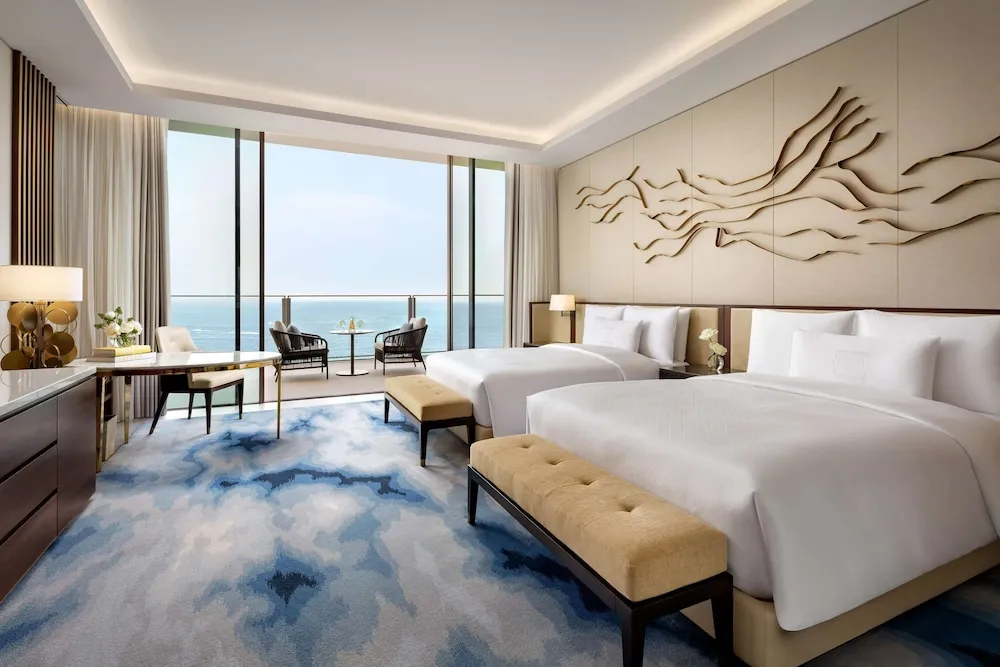 Club Oda, 2 Büyük (Queen) Boy Yatak, Deniz Manzaralı (Royal)