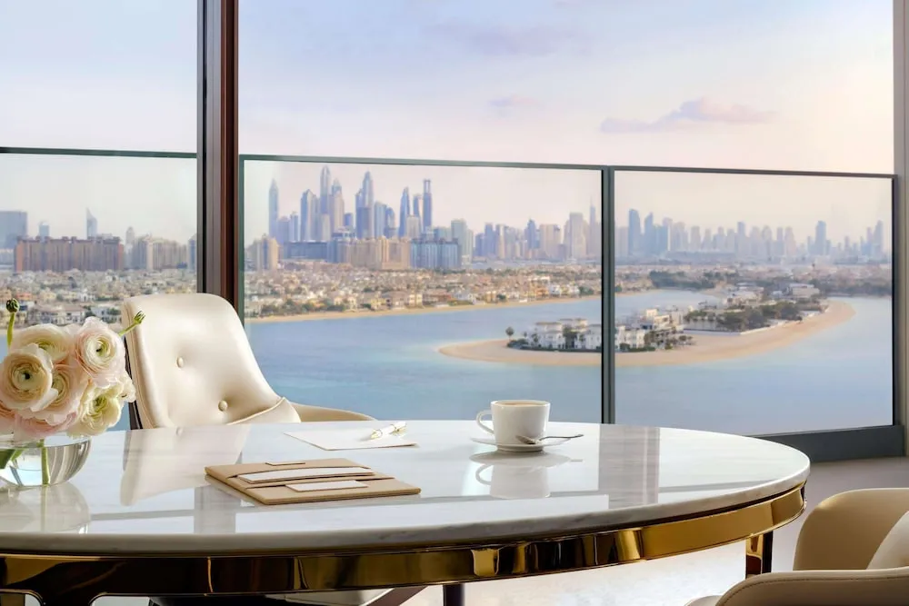 Oda, 2 Büyük (Queen) Boy Yatak (Palmscape)