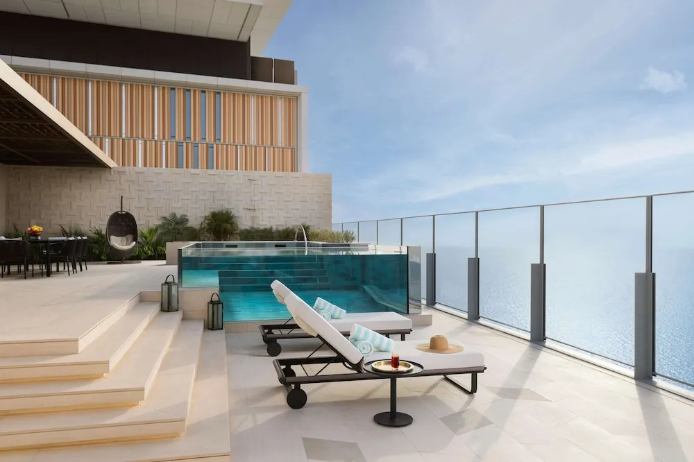 Çatı Katı Süiti (Penthouse), Deniz Manzaralı (Skyscape)