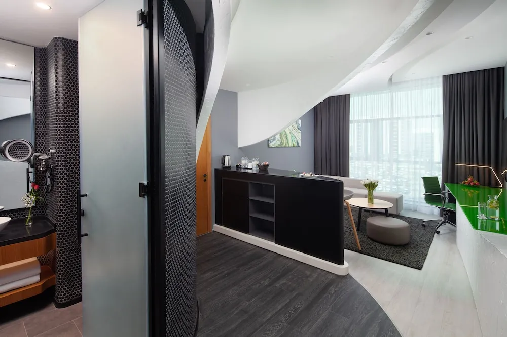 Sky Garden Suite