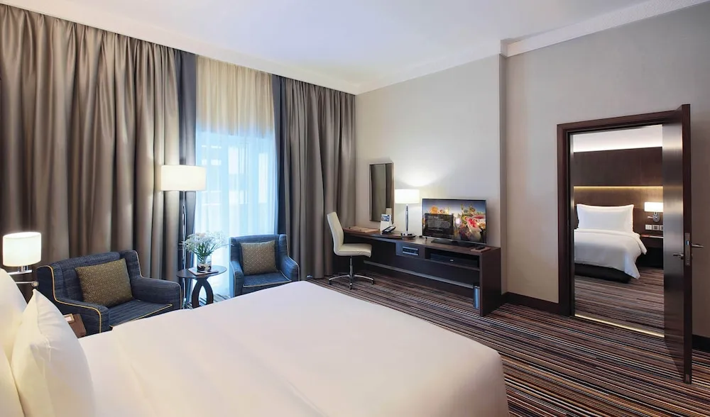 D'Luxe King Room