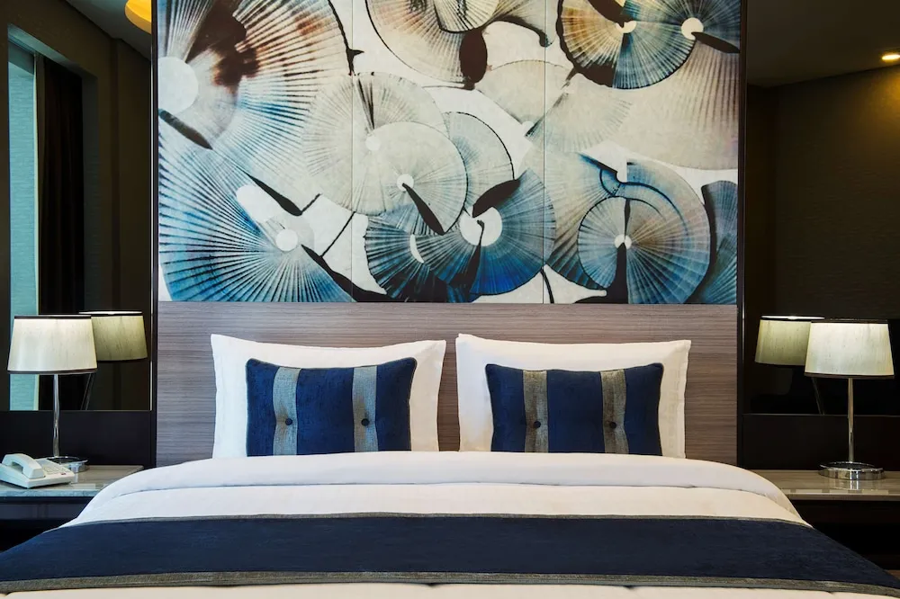 Standard Oda, 1 En Büyük (King) Boy Yatak, Sigara İçilmez (Converts to 2 Twin Beds)