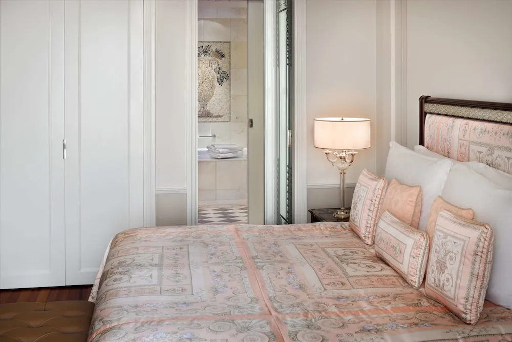 Deluxe Oda, Şehir Manzaralı (Versace | Family)