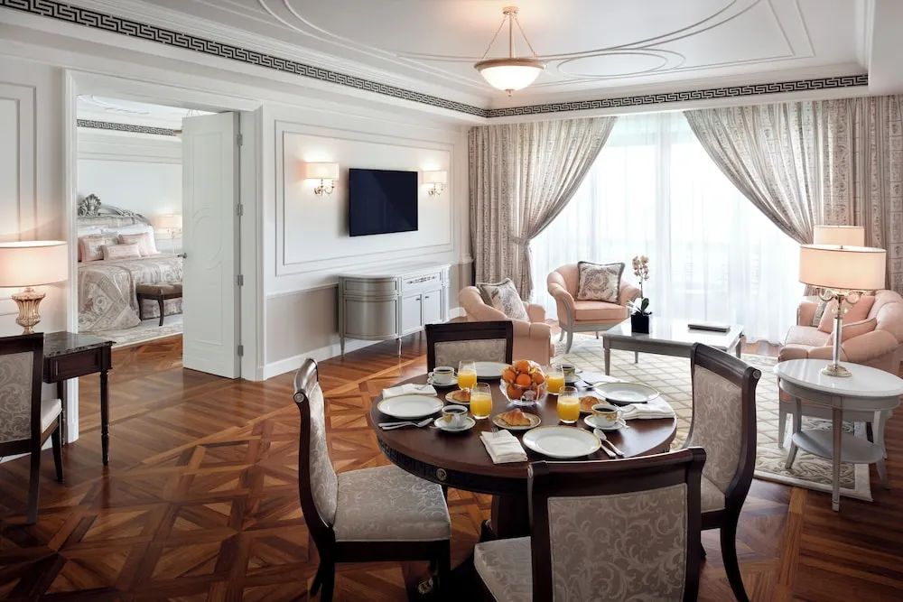 Grand Süit, Şehir Manzaralı