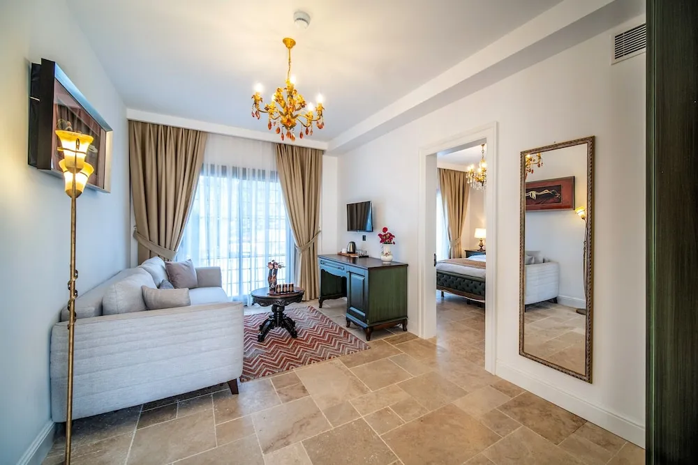 Premium Dört Kişilik Oda, 1 Yatak Odası, Şehir Manzaralı, Havuz Kenarı