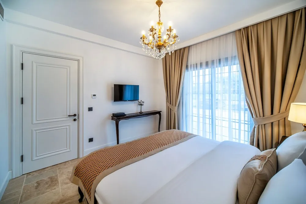 Premium Dört Kişilik Oda, 1 Yatak Odası, Şehir Manzaralı, Havuz Kenarı