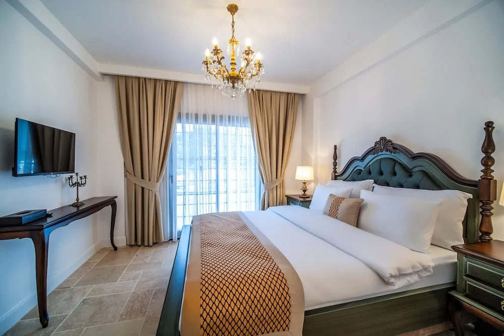 Premium Dört Kişilik Oda, 1 Yatak Odası, Şehir Manzaralı, Havuz Kenarı