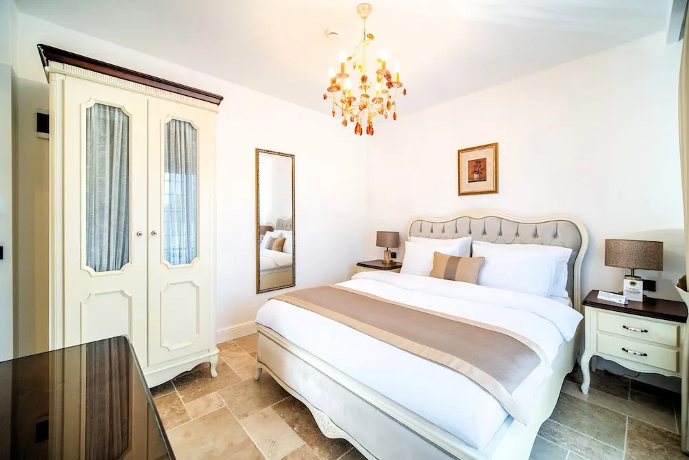 Standard Tek Büyük Yataklı Oda, 1 Büyük (Queen) Boy Yatak, Sigara İçilmez, Şehir Manzaralı