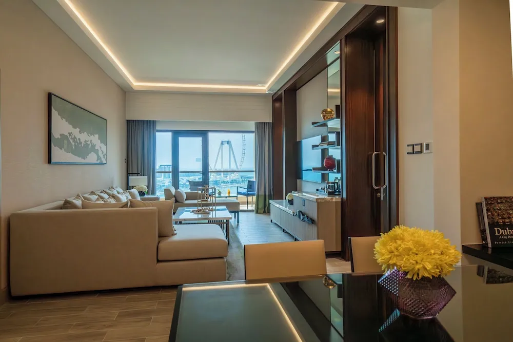 Süit, 1 Yatak Odası, Balkon (Sea Front Lounge Access)