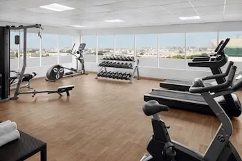 Holiday Inn Express Dubai Safa Park by IHG