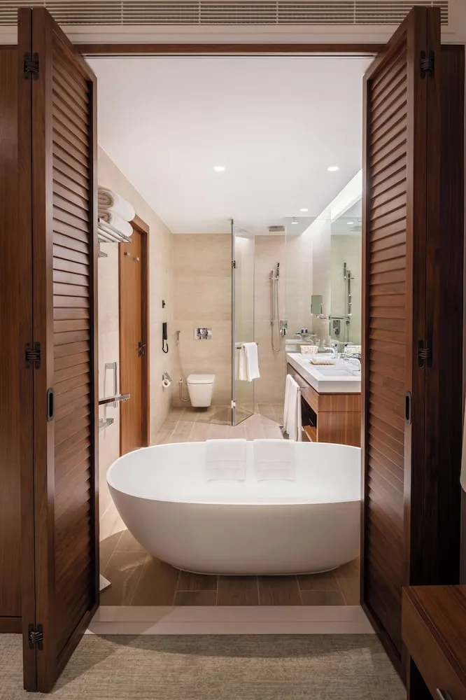 Süit, 1 Yatak Odası, Teras (Sig. Lounge, Saltwater Pool Access)