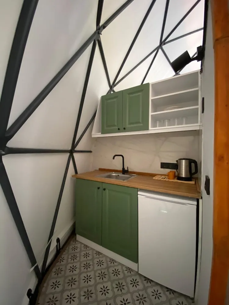 Standard Tek Büyük veya İki Ayrı Yataklı Oda, Vadi Manzaralı