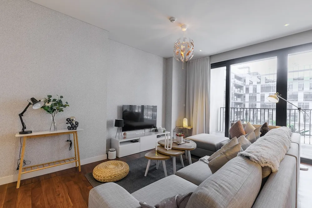 Apartment, 2 Bedroom with Maidsroom