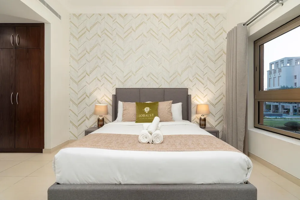 Romantic Sıra Ev, 3 Yatak Odası, Kişiye Özel Havuzlu