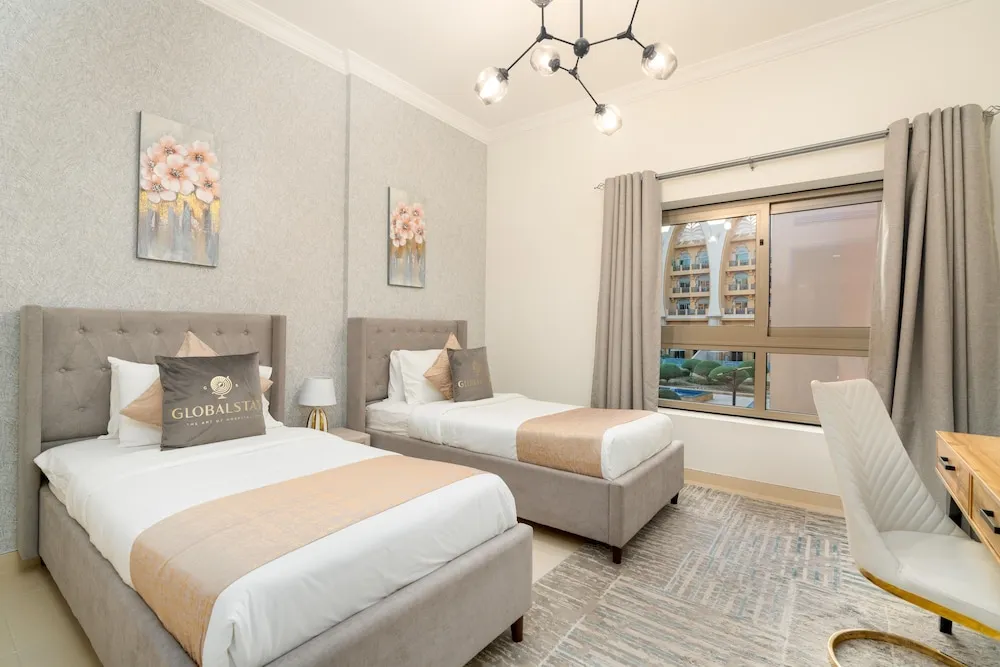 Romantic Sıra Ev, 3 Yatak Odası, Kişiye Özel Havuzlu