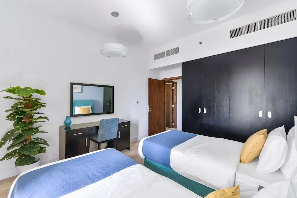 Deluxe 2BR Apartment - Sea View