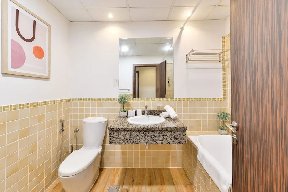 Deluxe 3BR Apartment plus maids room - Marina View