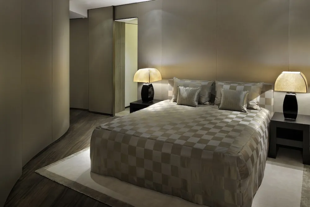 Luxury Tek Büyük Yataklı Oda