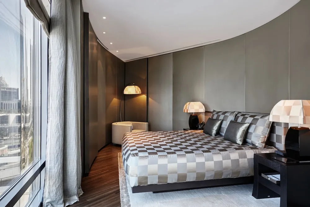 Armani Premier Suite