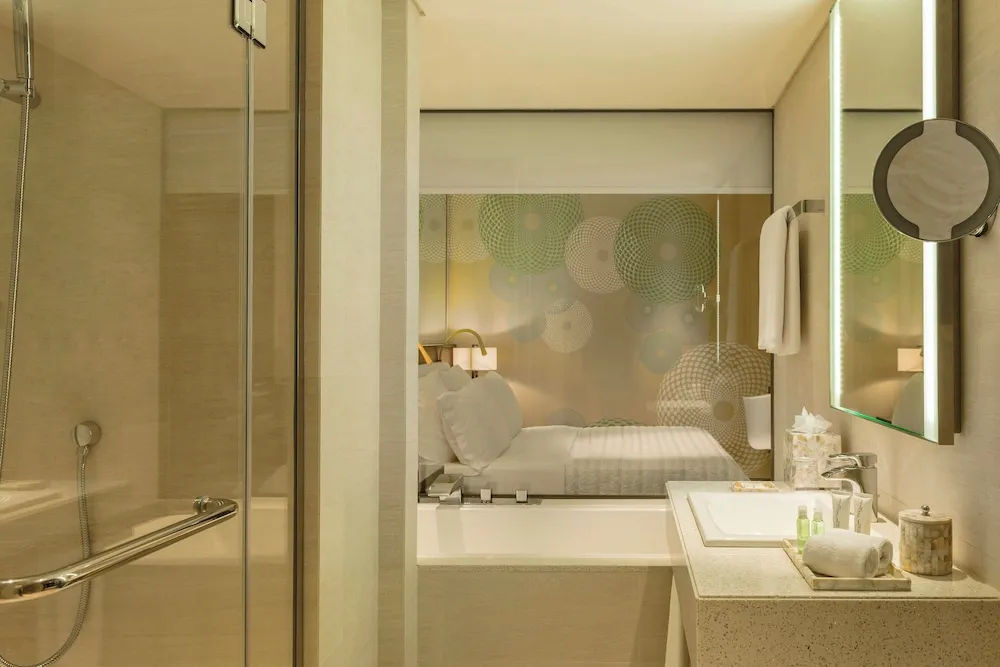 Deluxe Oda, 1 En Büyük (King) Boy Yatak, Balkon, Şehir Manzaralı