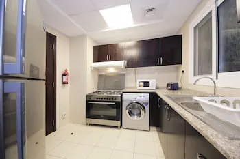 Signature Holiday Homes - Al Fahad Dubai