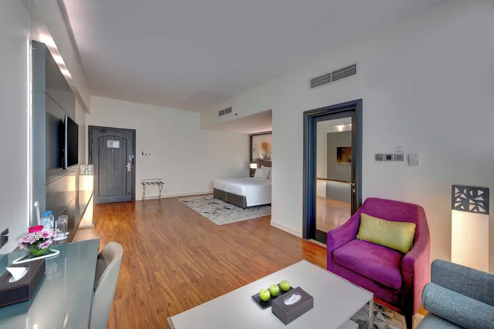 Junior Süit, 1 En Büyük (King) Boy Yatak, Sigara İçilmez