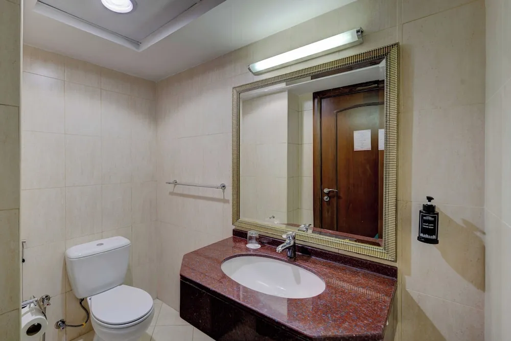 Süit, 1 En Büyük (King) Boy Yatak, Sigara İçilmez