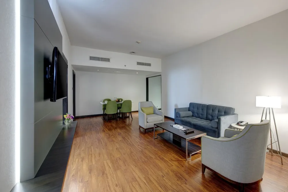 Süit, 1 En Büyük (King) Boy Yatak, Sigara İçilmez