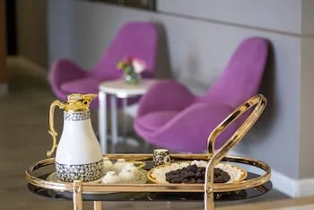 Howard Johnson Plaza By Wyndham Dubai Deira