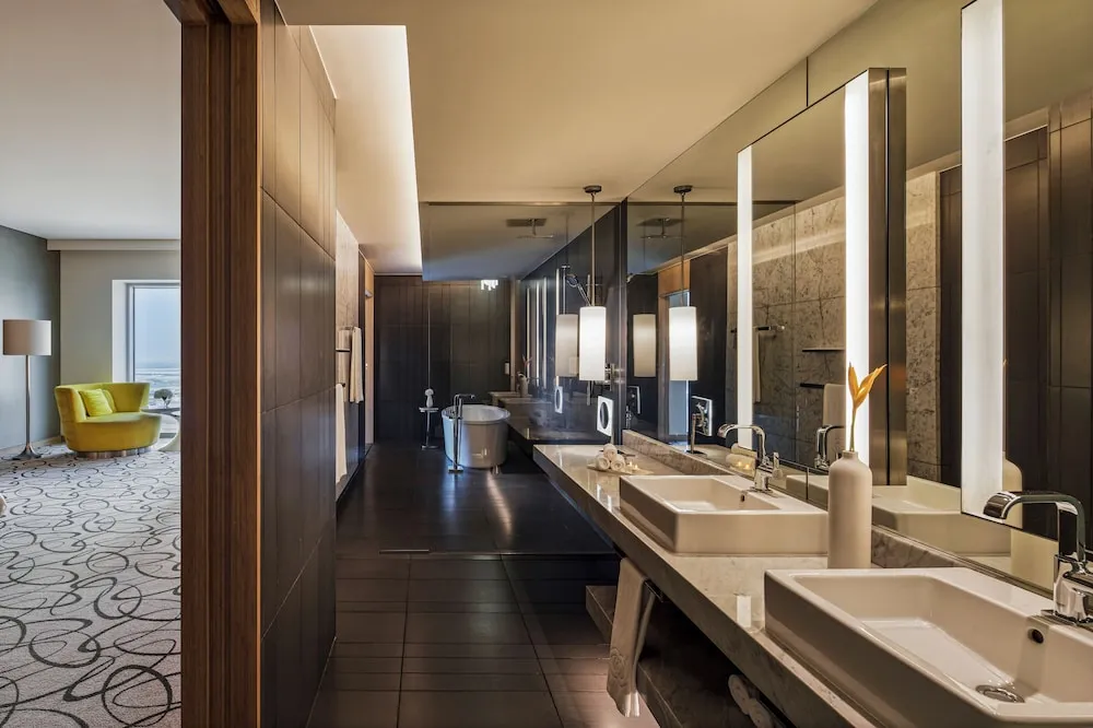 Luxury Oda, 1 En Büyük (King) Boy Yatak (Burj Khalifa View)