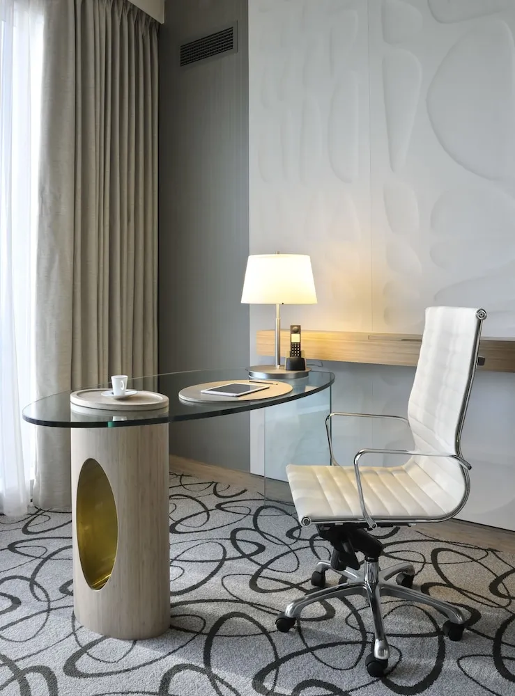 Luxury Oda, 1 En Büyük (King) Boy Yatak (Burj Khalifa View)