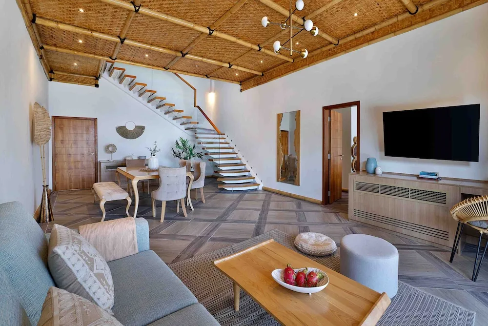 Villa, 4 Yatak Odası, Kişiye Özel Havuzlu, Plaj Manzaralı
