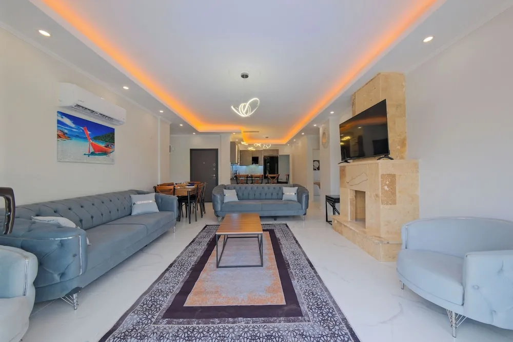 Deluxe Villa, Havuz Manzaralı