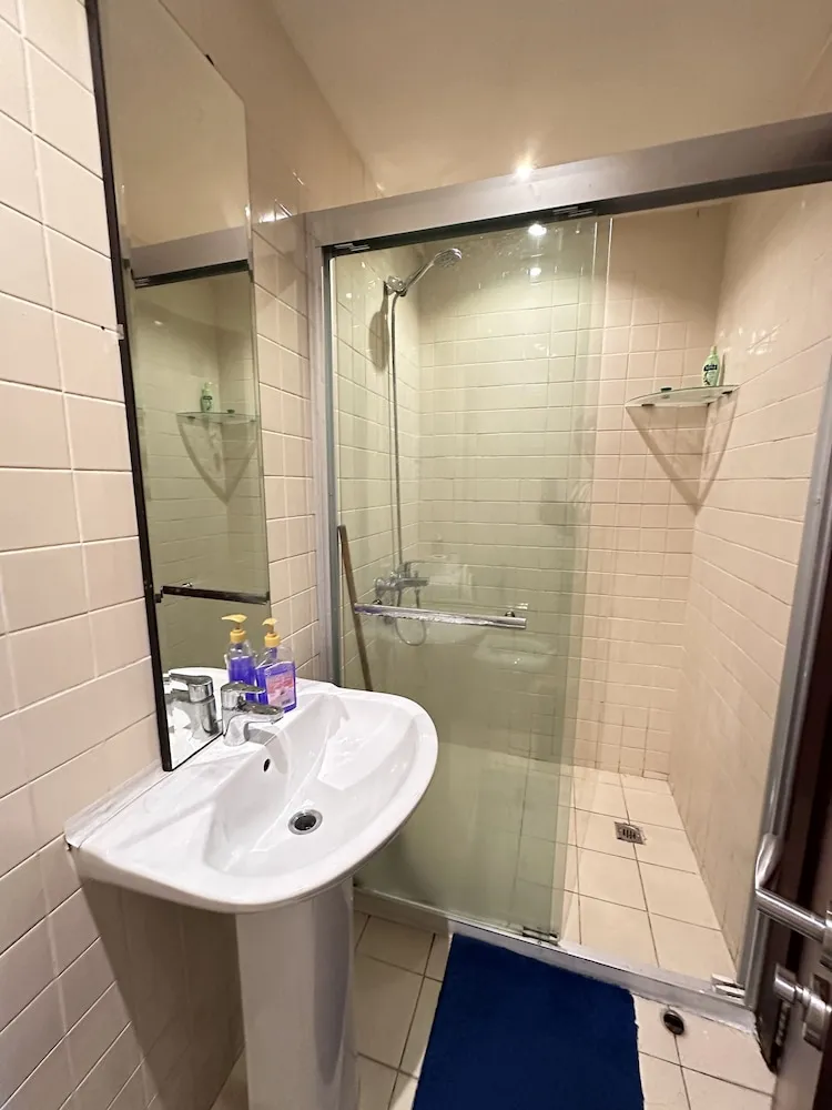 Premium Ortak Ranzalı Oda, Karma Ranzalı Oda, Özel Banyo