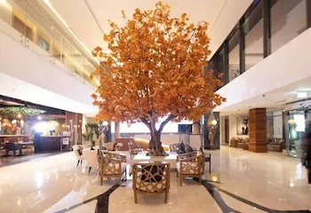 C Central Resort the Palm