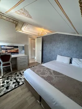Mihri Hatun Suit Otel